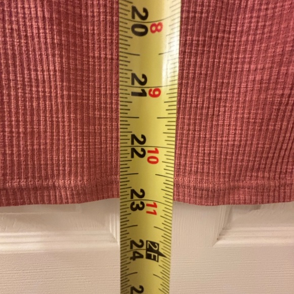 Fashion Dusty Rose Long Sleeve Top with Crochet Sleeves - Picture 8 of 8